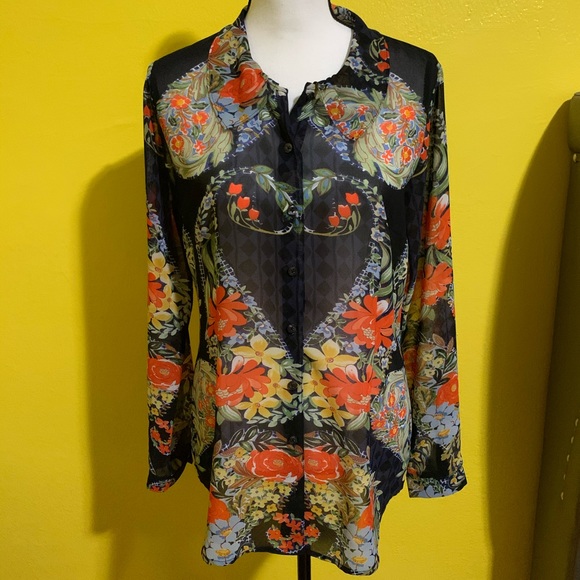CAbi Tops - Cabi Long Sleeve Blouse